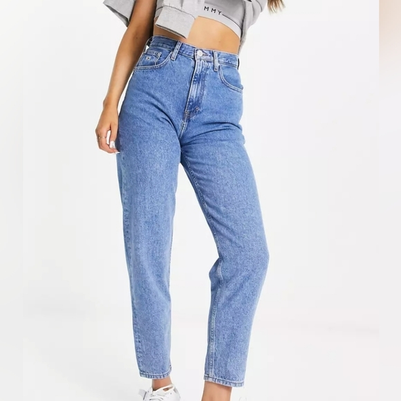 (BNWT) Tommy Hilfiger Mom Jeans - Picture 6 of 6
